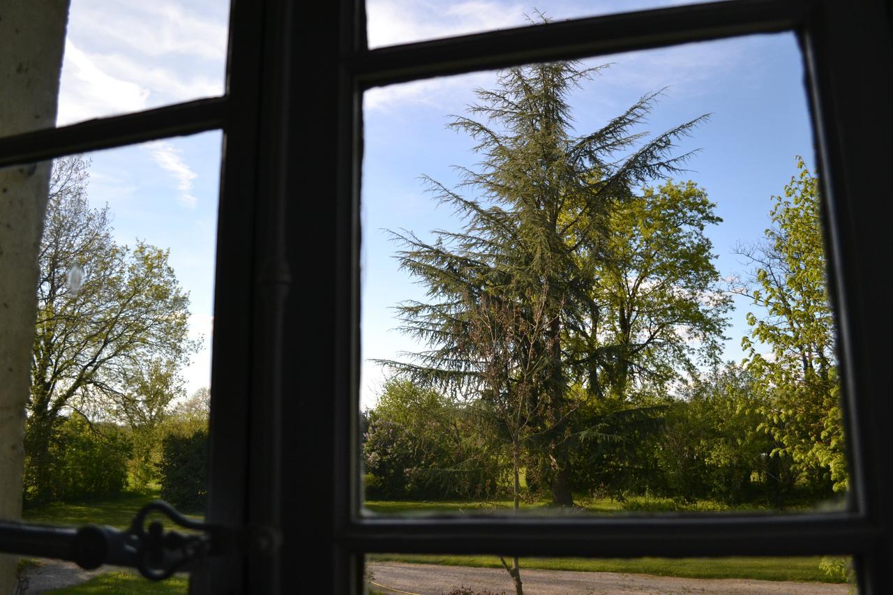 Champagne-et-Fontaine Domaine De Puytirel B&B 외부 사진